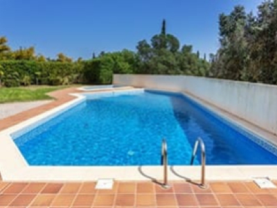 Tip na přechod z chlóru na GUAa u bazénové vody